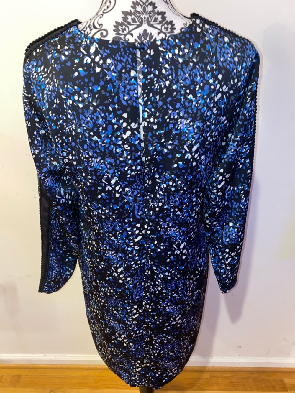 NWT! Banana Republic Black, Blue and White Speckled Long Sleeve Dress Size 10P - Picture 8 of 14
